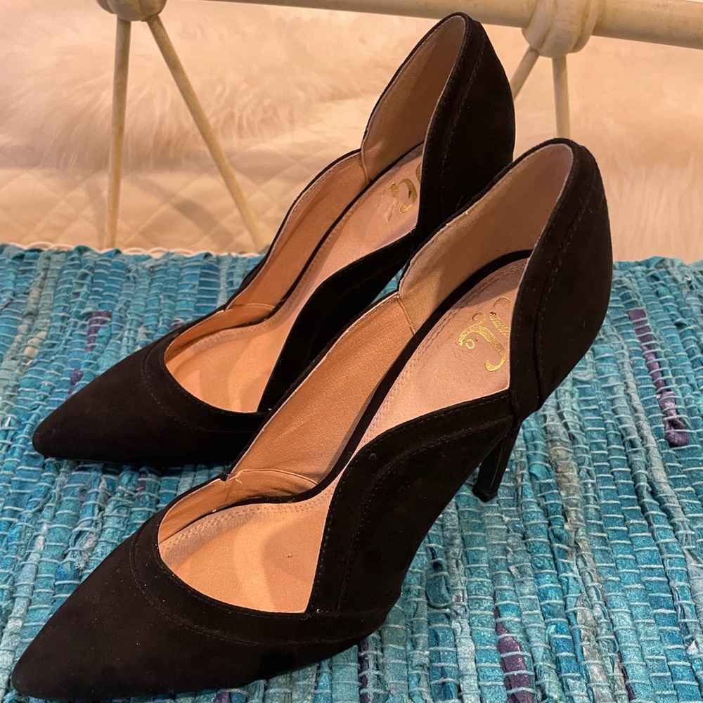 Black heels